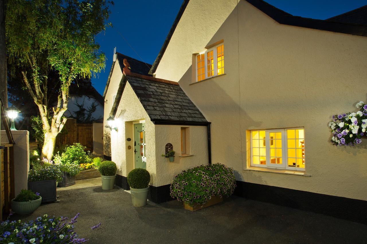 Tinhay Mill Hotel Lifton Екстериор снимка