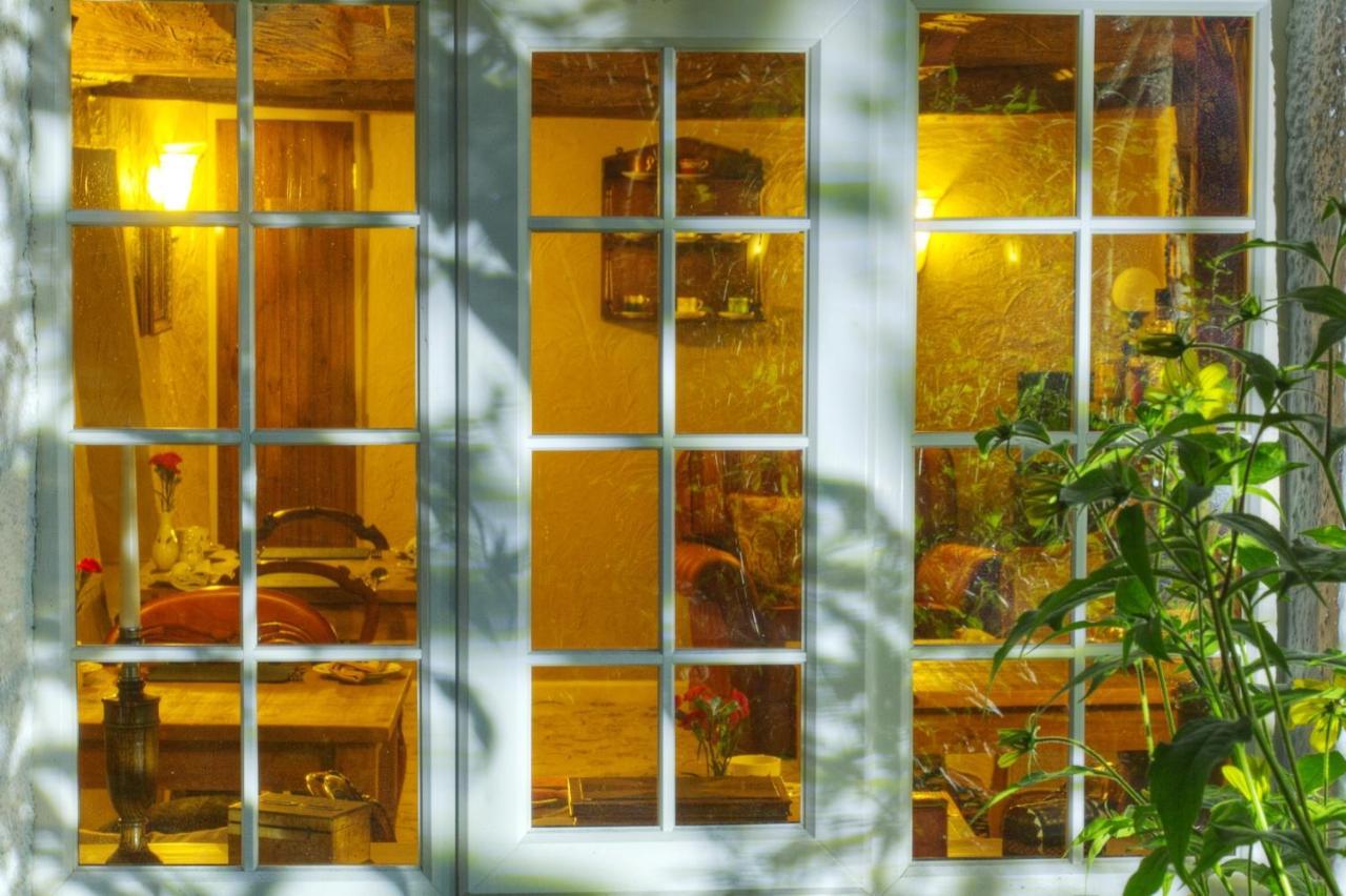 Tinhay Mill Hotel Lifton Екстериор снимка